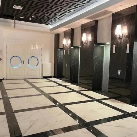 Hanza Tower Baobab Spa & Pool Jacussi Sauna アパート