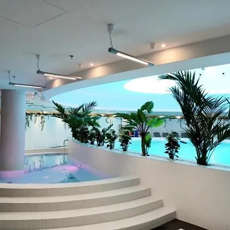 Hanza Tower Baobab Spa & Pool Jacussi Sauna *