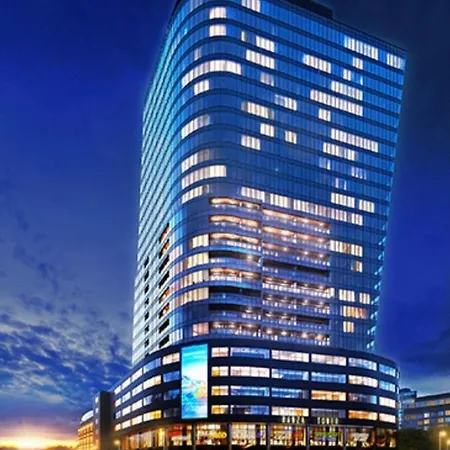 Hanza Tower Baobab Spa & Pool Jacussi Sauna アパート *